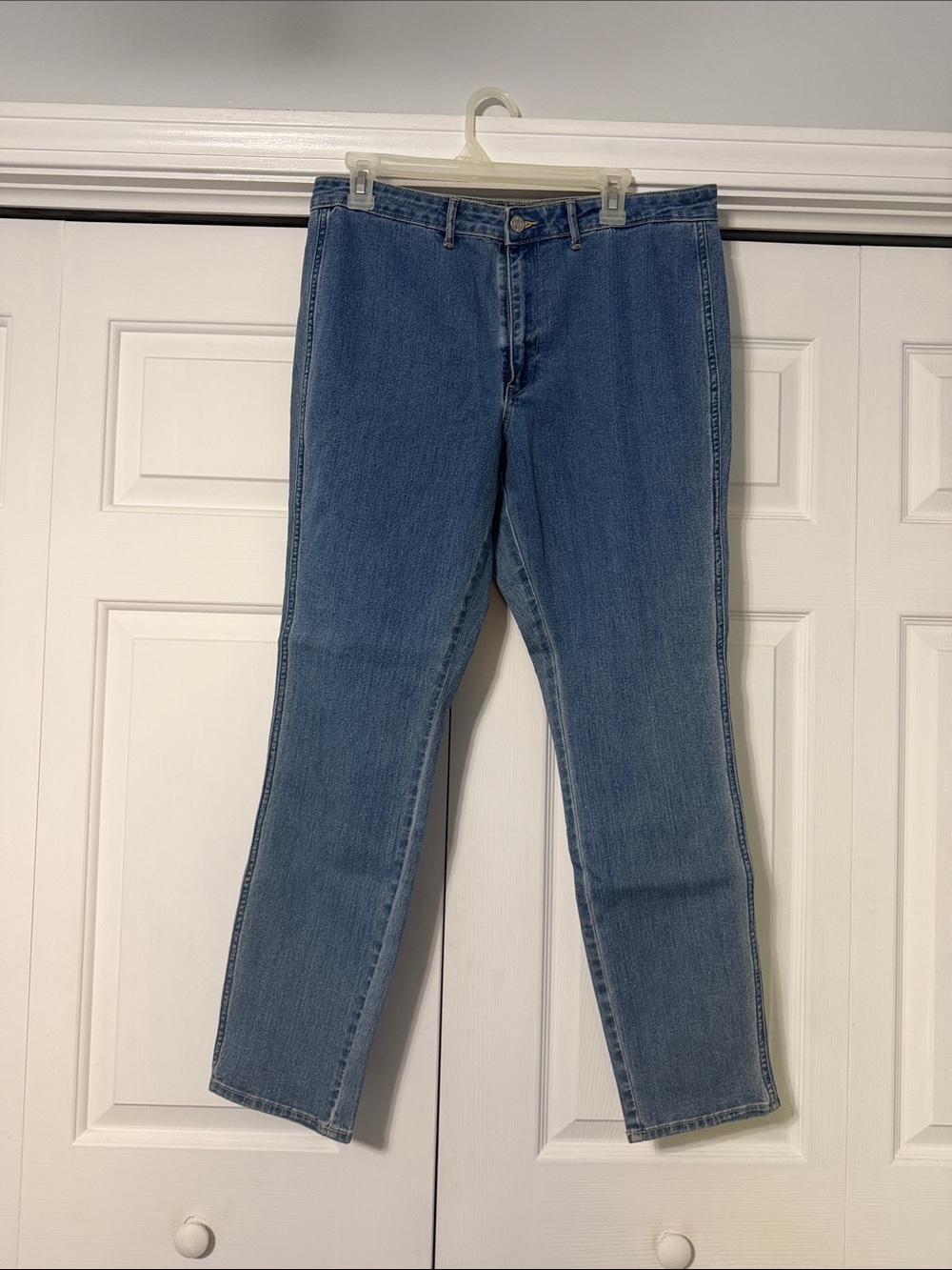 H&M Women's Skinny Jeans in Medium Blue
